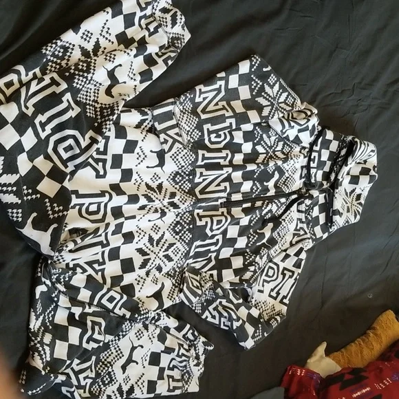 PINK bundle - Picture 3 of 3